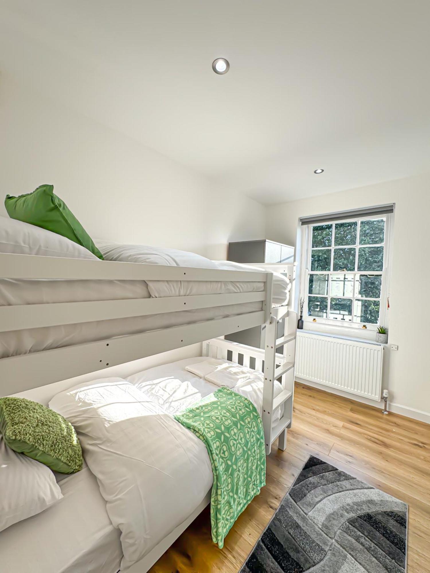 Luxury Flat For 6 - 5 Min Walk From Camden Market Hw4 London Luaran gambar