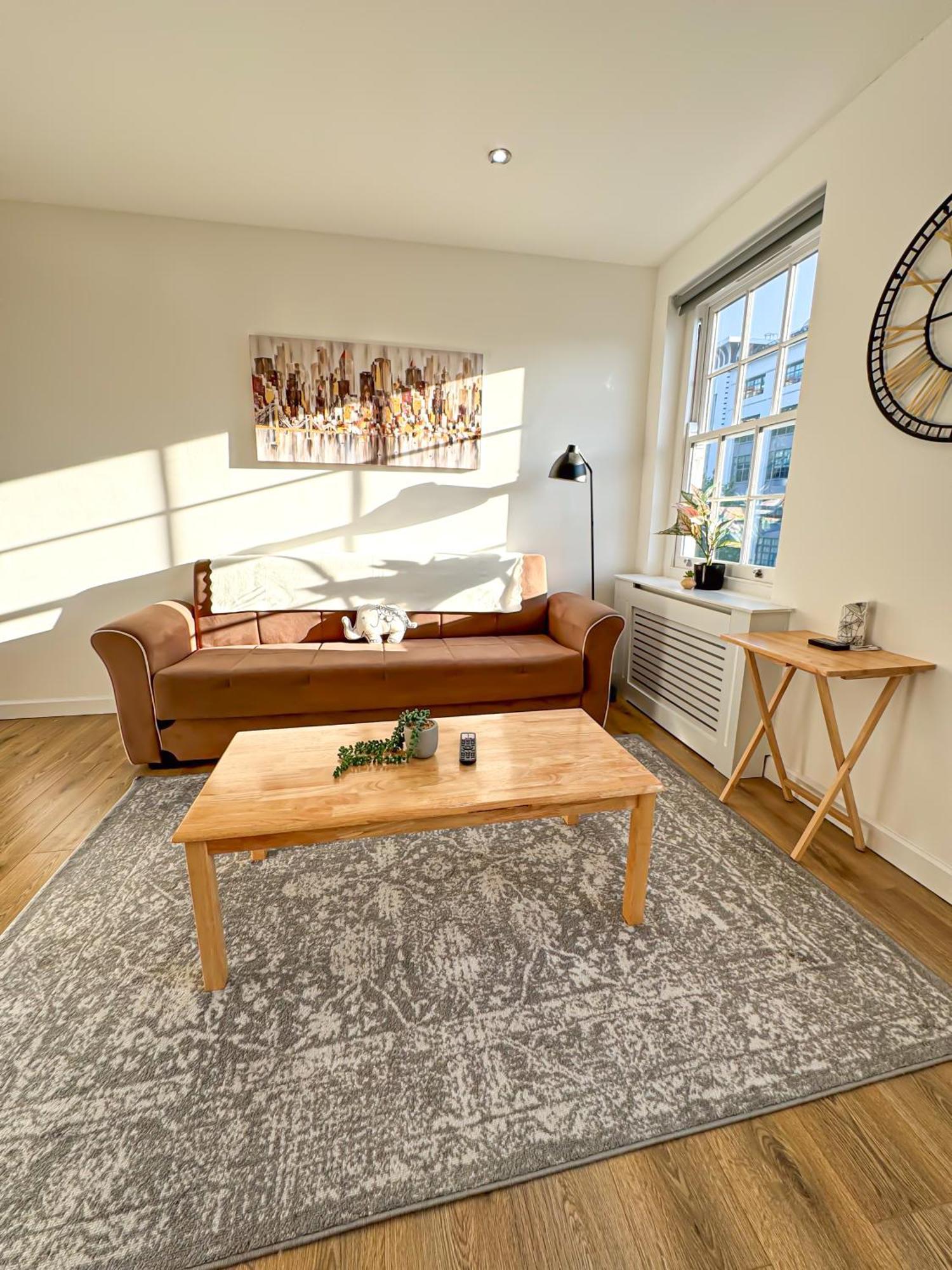 Luxury Flat For 6 - 5 Min Walk From Camden Market Hw4 London Luaran gambar