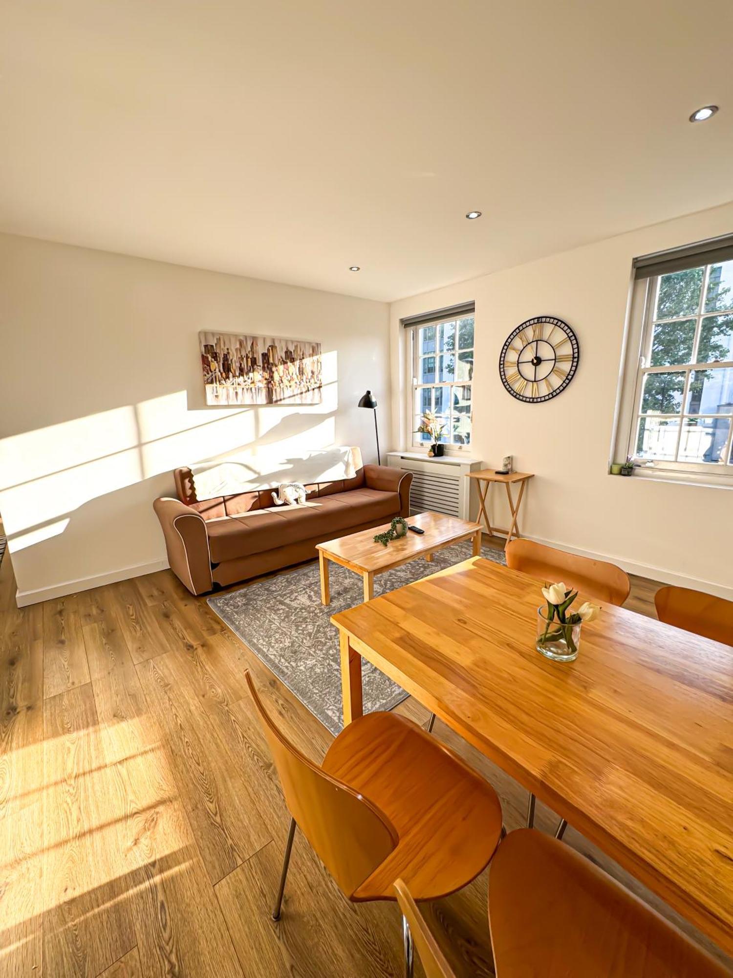 Luxury Flat For 6 - 5 Min Walk From Camden Market Hw4 London Luaran gambar